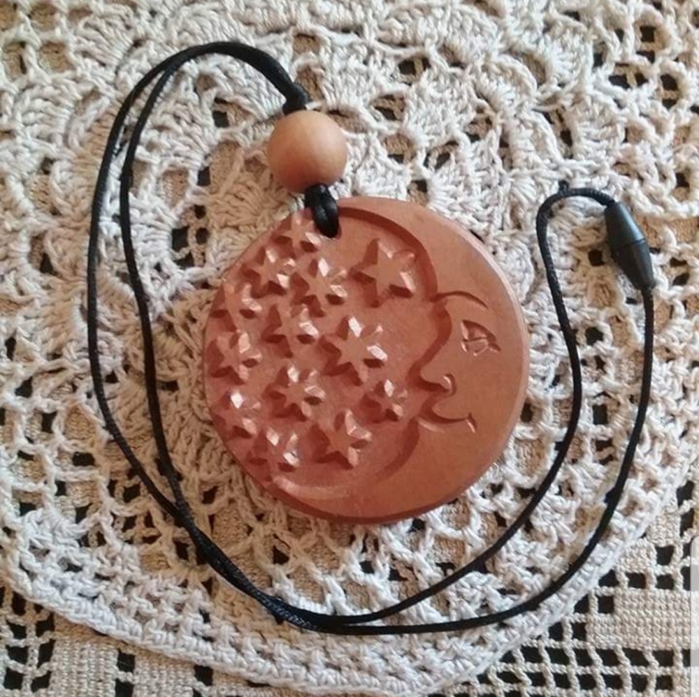 Baby teething necklace for Mom Baby Teether, Montessori, Sensory, Moon Natural